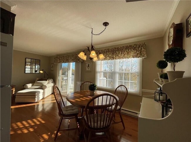 Building Photo - 41 Bullocks Point Ave