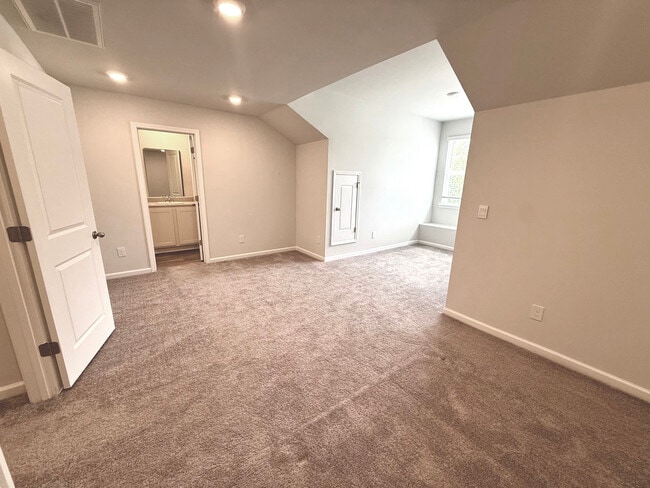 Building Photo - 1568 Bellamy Pl Dr