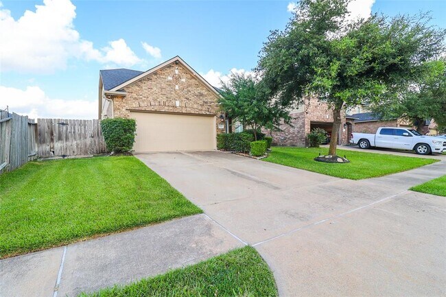 Building Photo - 7438 Tonsley Springs Dr