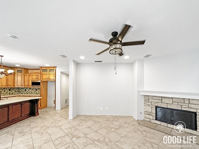 Building Photo - Irvine Stunner! 4BR Beauty with Private Yard & 2-Car Garage