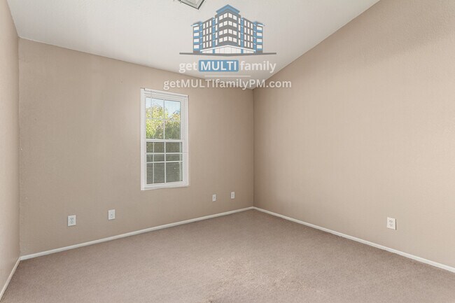 Building Photo - 18818 N 34th Dr