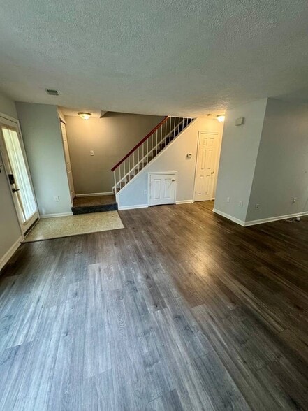Building Photo - 4867 Saltwater Dr