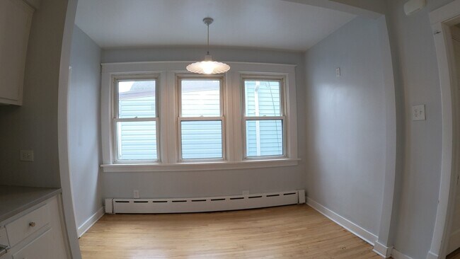 Building Photo - 4219 N Albany Ave