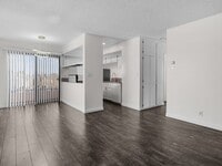 Building Photo - 1168 E 10th St