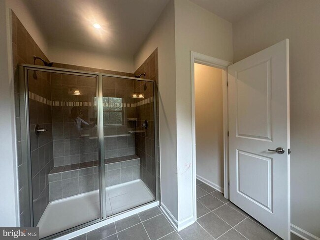 Building Photo - 10402 Steeplechase Run Ln