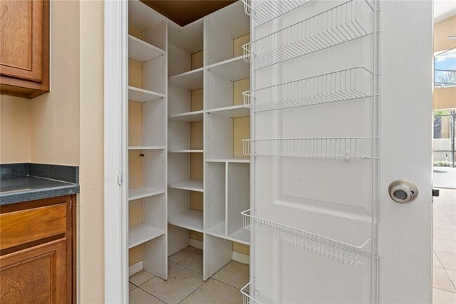 Building Photo - 8211 Canyon Creek Way