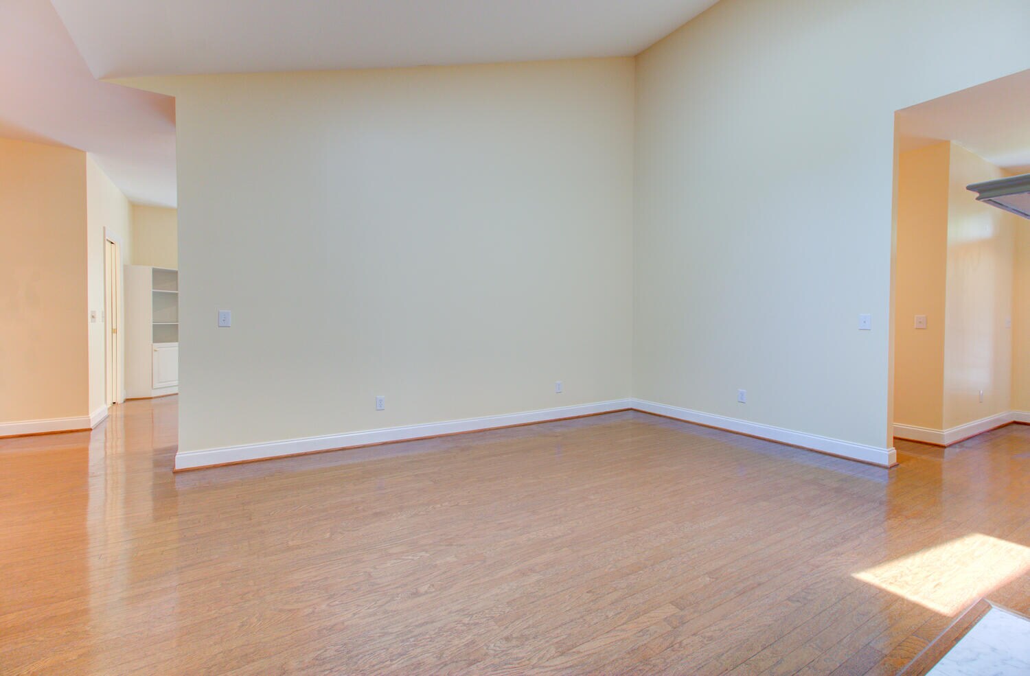 Building Photo - 4806 Alida Pl