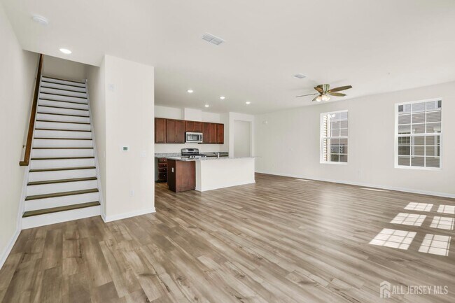 Building Photo - 228 Park Ln