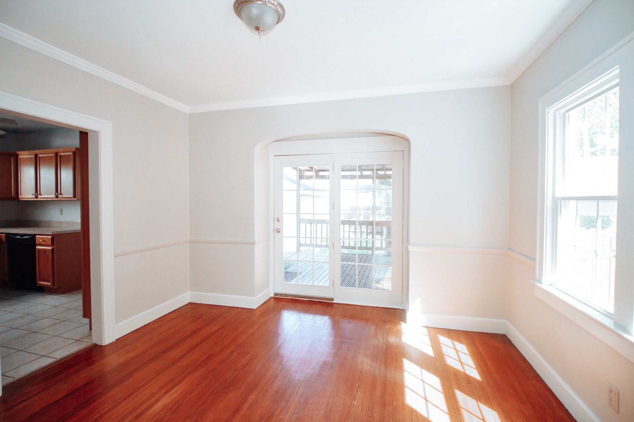 Building Photo - 3744 Bowen Rd