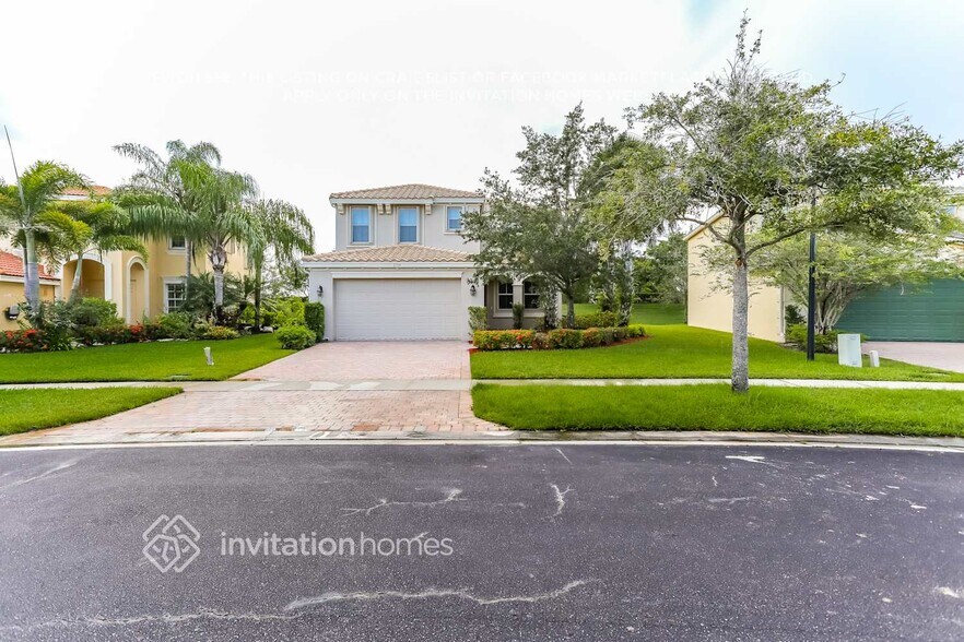 Building Photo - 2709 Pienza Circle