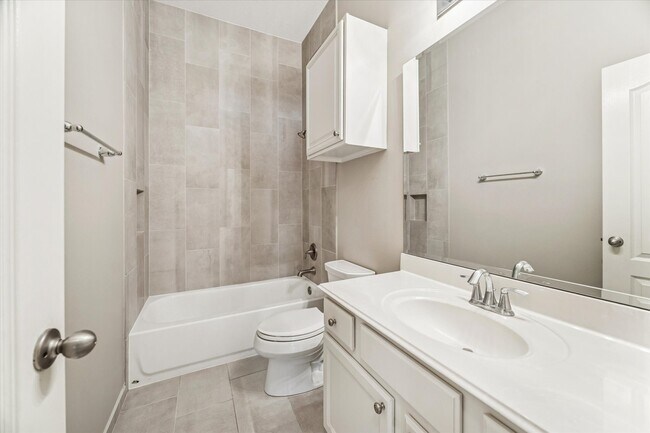 Building Photo - 19223 Fisher Ridge Ln