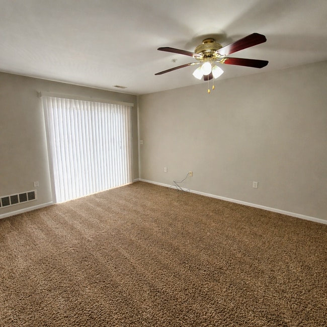 Building Photo - 2BR/2BA Condo with Garage, Private Patio & Resort-Style Amenities