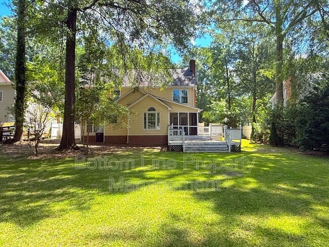 Building Photo - 2321 Heathershire Ln