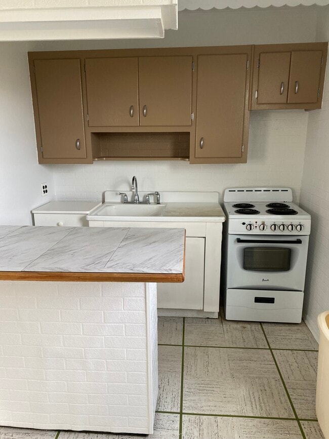 138 Morris Dr 138 Morris Dr East Meadow NY 11554 Apartment Finder