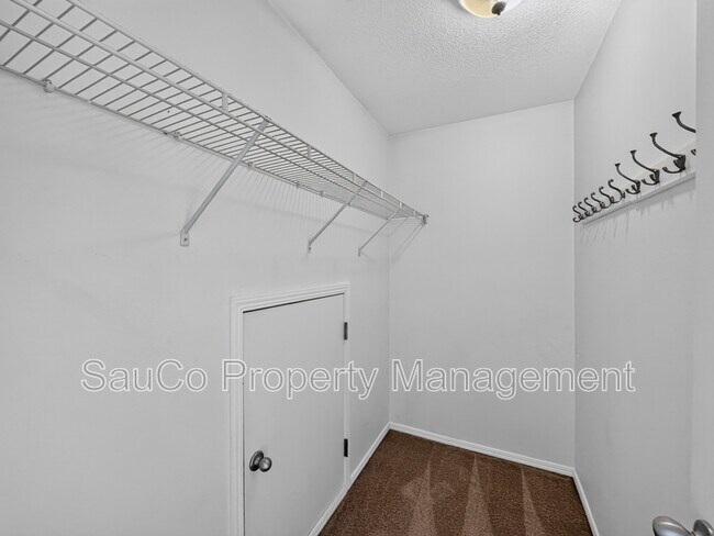 Building Photo - 20715 NW Painted Mountain Dr