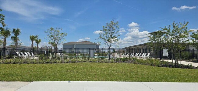 Building Photo - 2012 Tohoqua Blvd