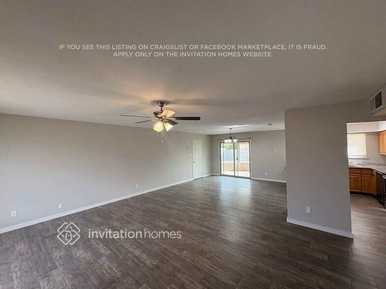 Building Photo - 7539 W Indianola Ave