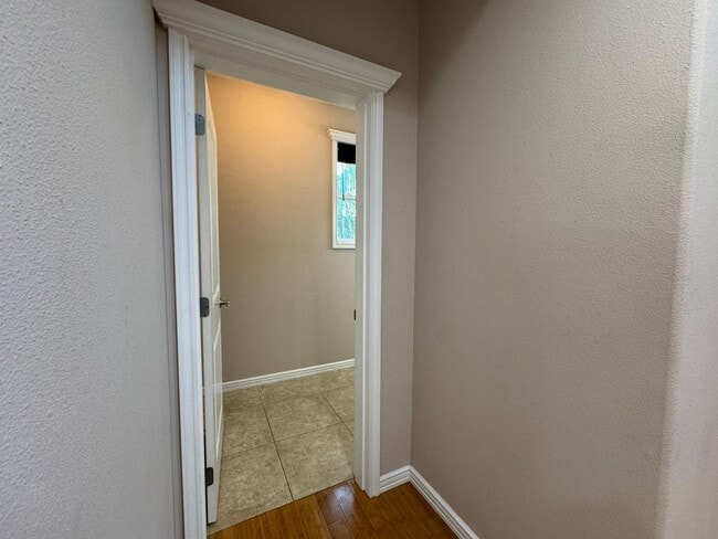 Building Photo - 4467 Castlerock Dr