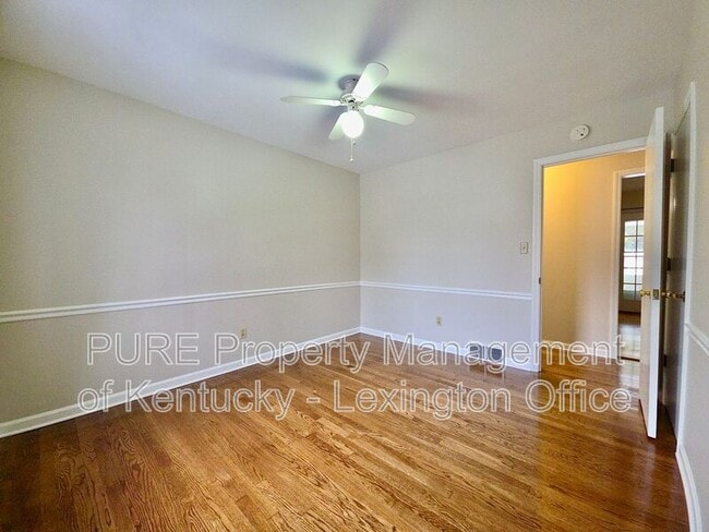 Building Photo - 3462 Lansdowne Dr