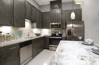 Building Photo - Exclusive 2-Bed | 100% Off First Month!