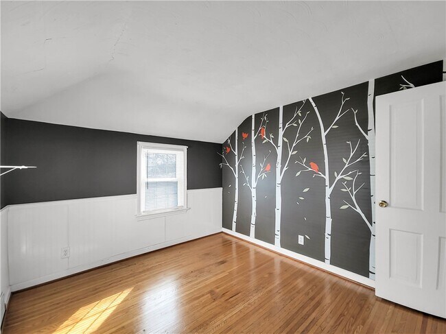 Building Photo - 54 Westmoreland Dr
