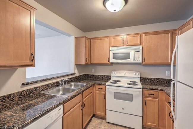 Building Photo - 2111 Sealion Dr