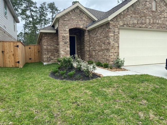 Primary Photo - 2010 Ballesteros St