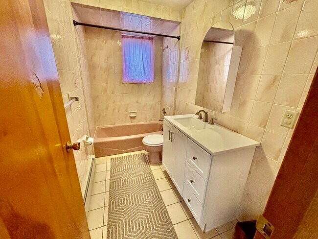 Building Photo - 43 Bryant St