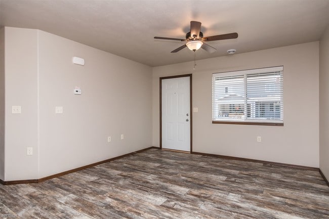 Building Photo - 7507 Beal Ave