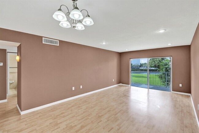 Building Photo - 7580 SW 82nd St