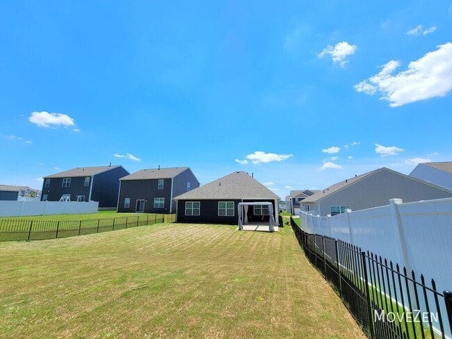 Building Photo - 1131 Staghorn Ave