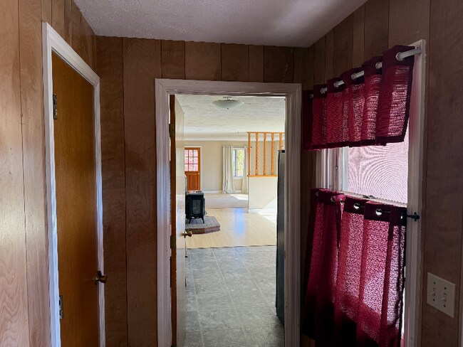 Building Photo - 1619 Alna Rd