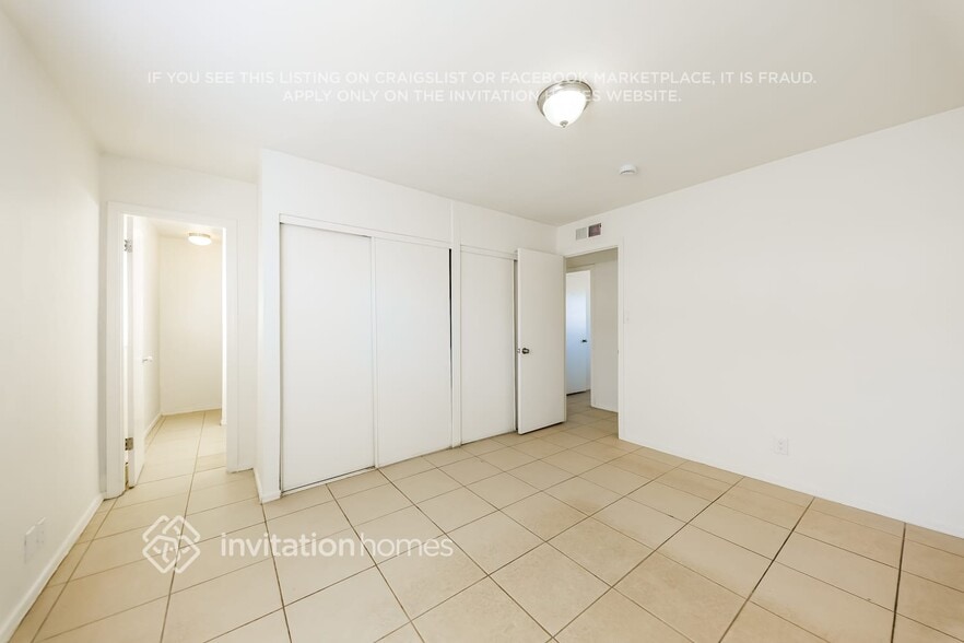 Building Photo - 4147 W Tuckey Ln