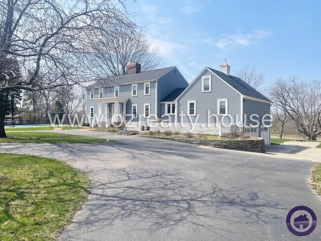 Building Photo - 25101 W River Rd