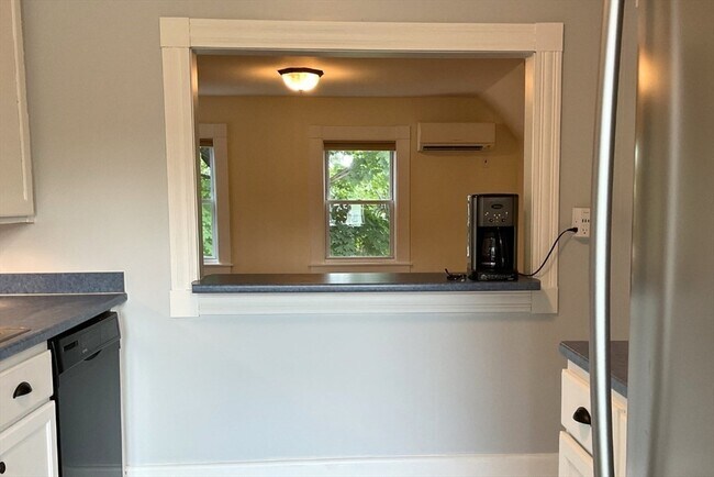 Building Photo - 7 Riverneck Rd