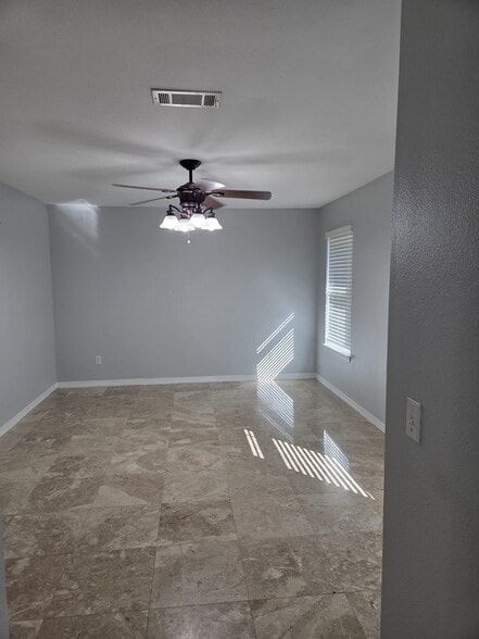 Master bedroom room 3 - 5108 Zachary Blvd