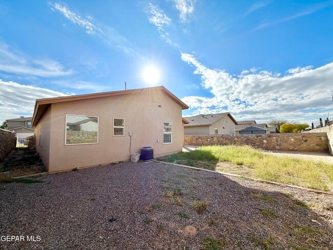 Building Photo - 14213 Ranier Point Dr