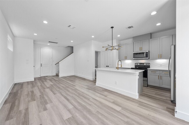 Building Photo - 4612 Crown Grove Ln