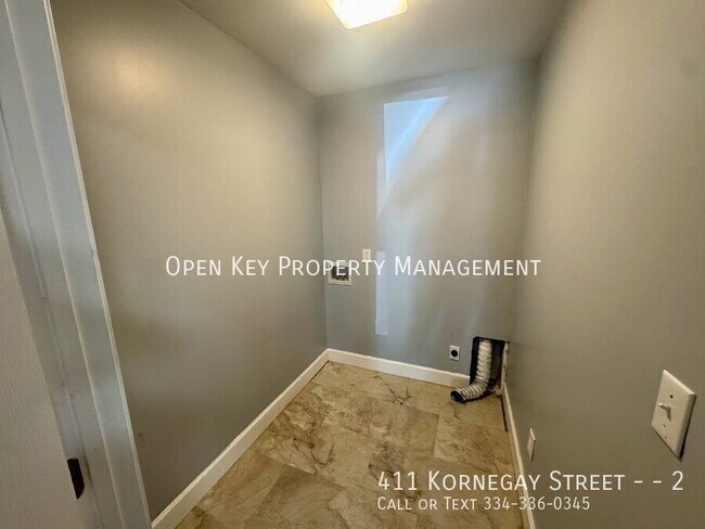 Building Photo - 411 Kornegay St
