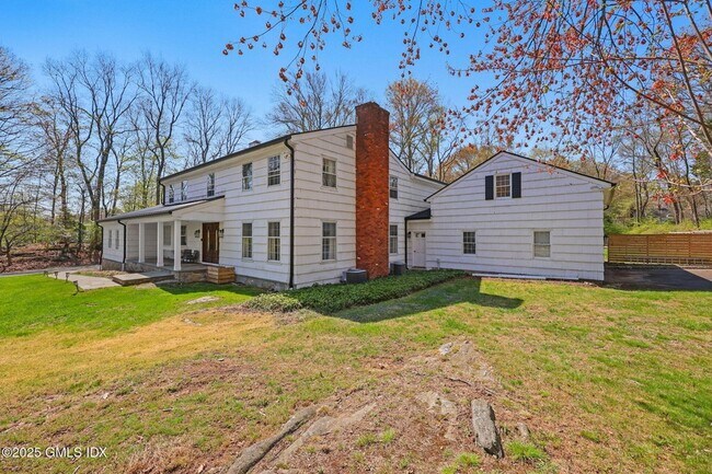 Building Photo - 10 Old Forge Rd