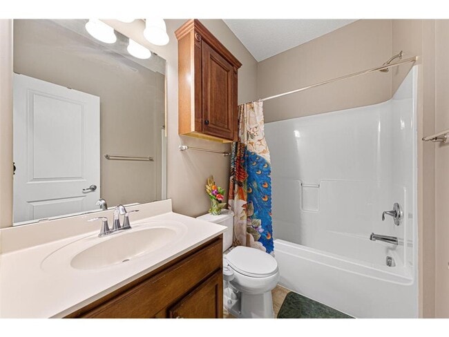 Building Photo - 5037 Dunkirk Pl N