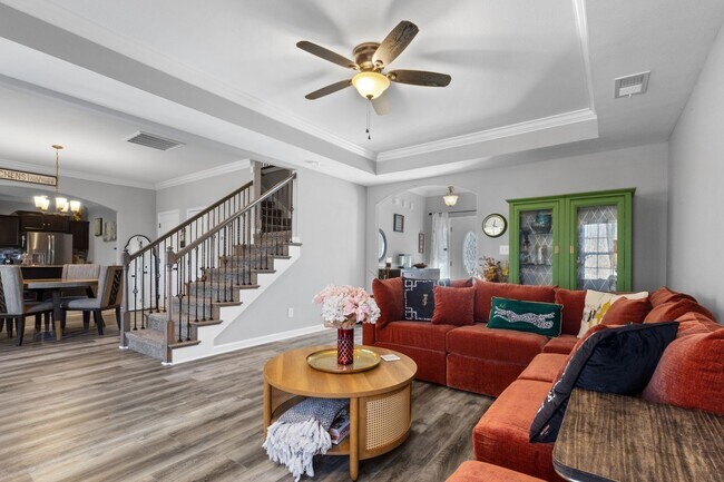 Building Photo - Stunning 4-Bedroom Home for Rent in Hampton Hills!