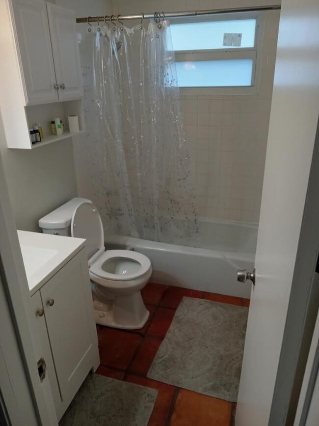 Building Photo - 2690 NW 59th Ave