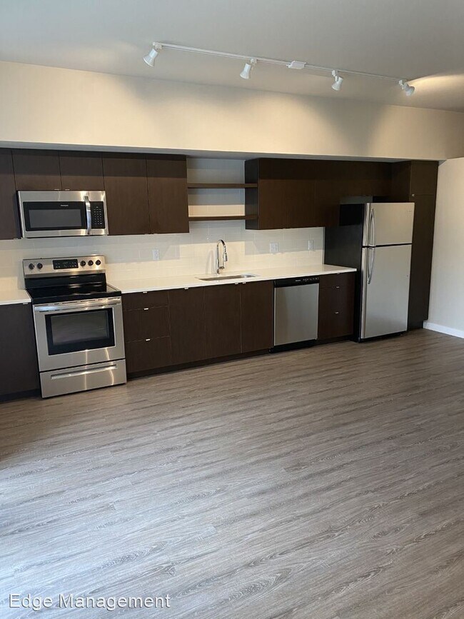 Building Photo - 331-331 NE 79th Ave