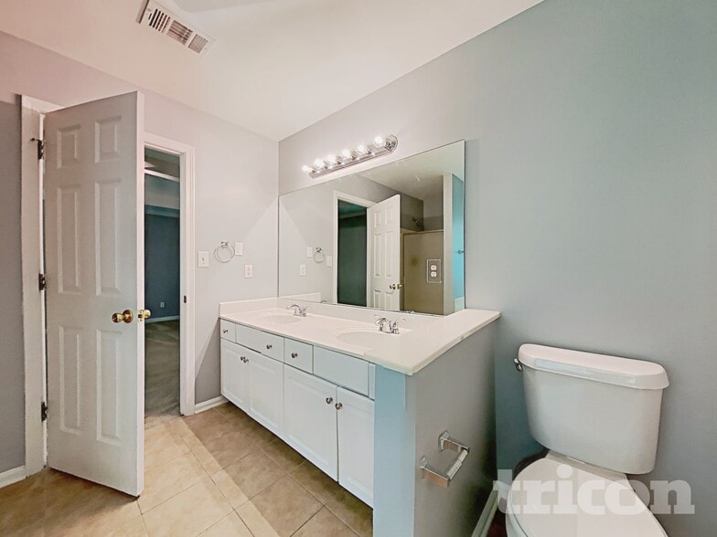 Building Photo - 2674 Calumet Farm Ln