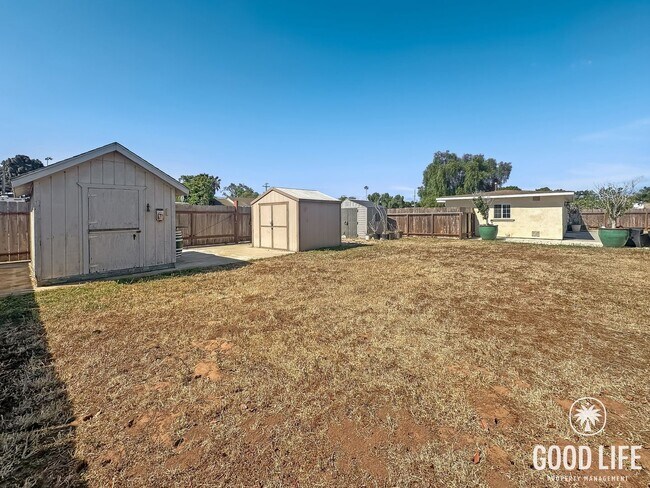 Building Photo - Inviting 3B/1BA Home in Imperial Beach with Patio, Driveway Parking and Coastal Proximity