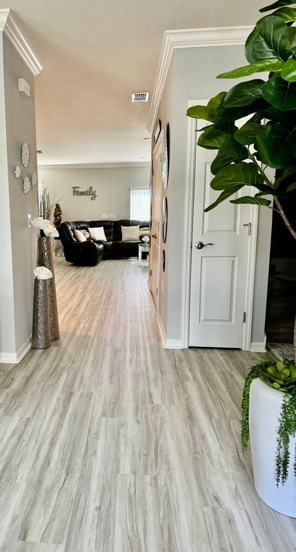 Building Photo - 1016 Cascade Dr