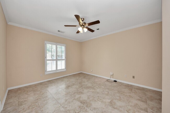 Building Photo - 16710 Colony Terrace Dr