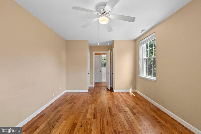 Building Photo - 3441 S Stafford St