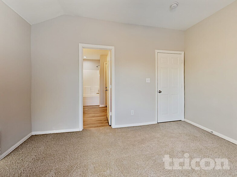 Building Photo - 9312 Rhoni Ct